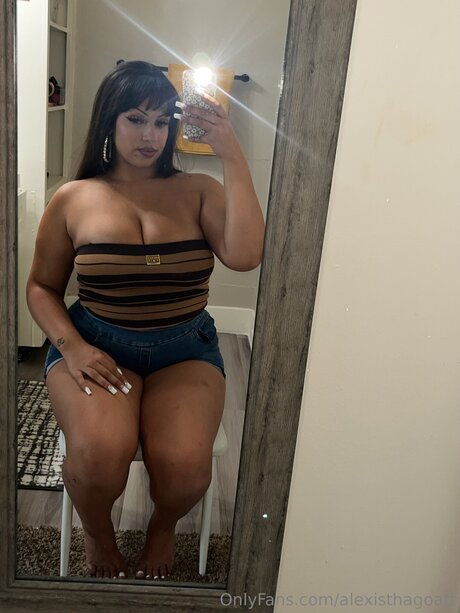 Alexisthagoatt star pornographic picture