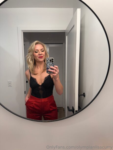 Olympianlisacurry art star gallery