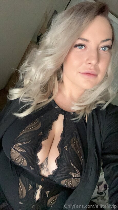 Ellitellivip pornographic star pic