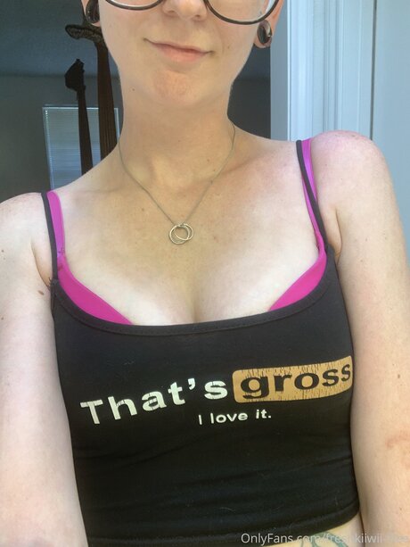 Freshkiiwii Free star adult photos