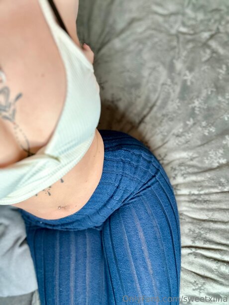 Sweetxlina naked actress photo