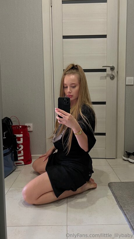 Little Lilybaby model exclusive pictures