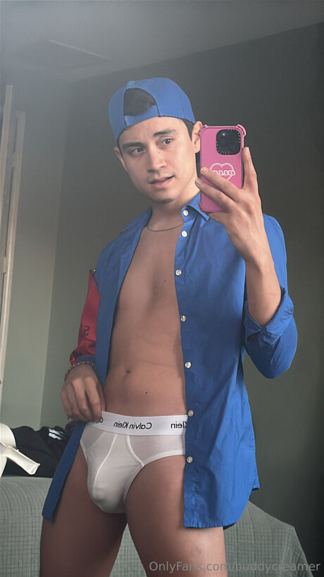 Buddycreamer model xxx photo