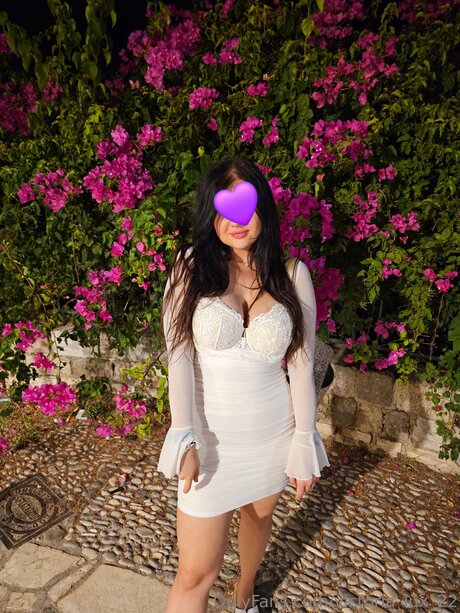 Victoria Lux 22 star nude pictures