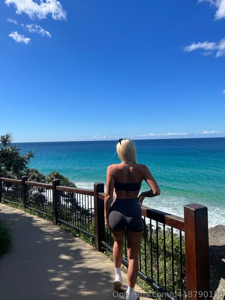 Bellaxmaexo free model photo