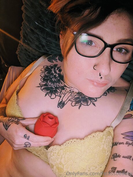 Fatassbeauty top actress image