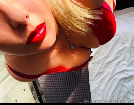 Mrssexuallen model exclusive pic