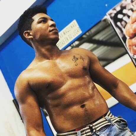 gloryhole wife onlyfans free xxx photos