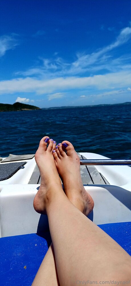 Daynaof model pretty archive