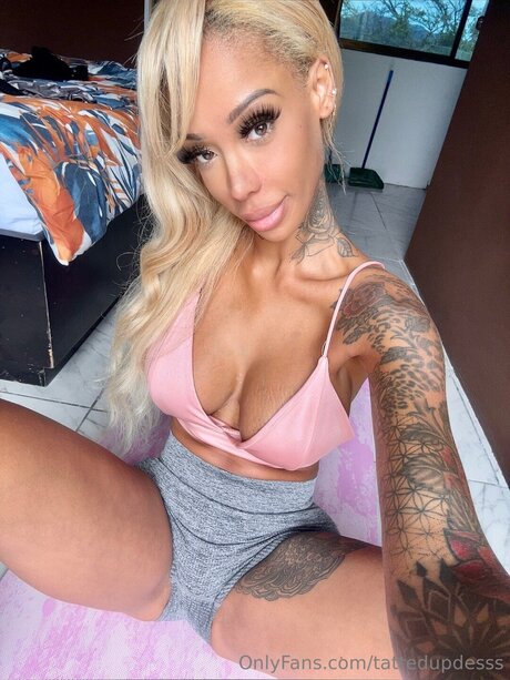 pink hair onlyfans hot gallery