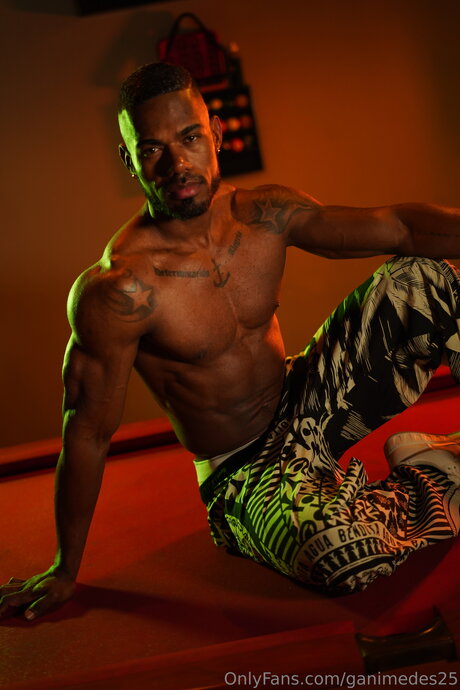 small onlyfans naked images