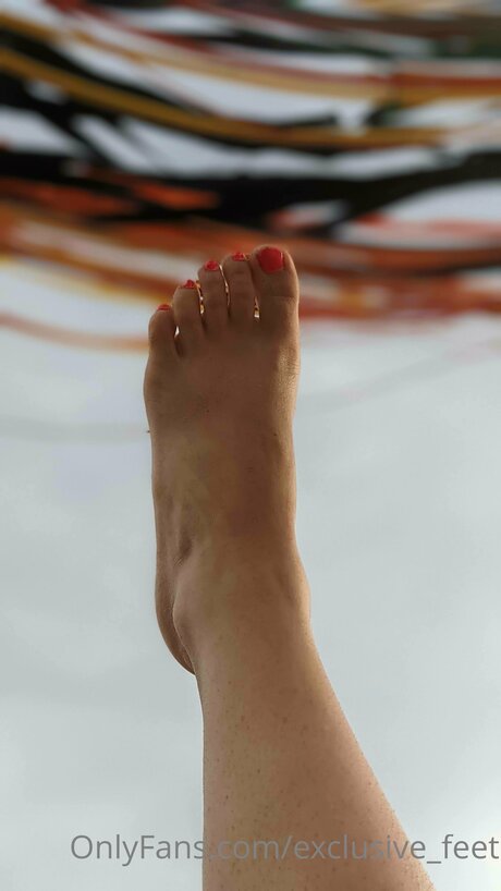 Schoolgirl19 model top image