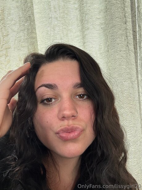 Lissygirl20 model porn image
