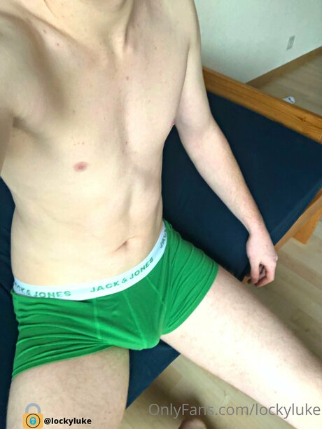 Lockyluke model nude pic