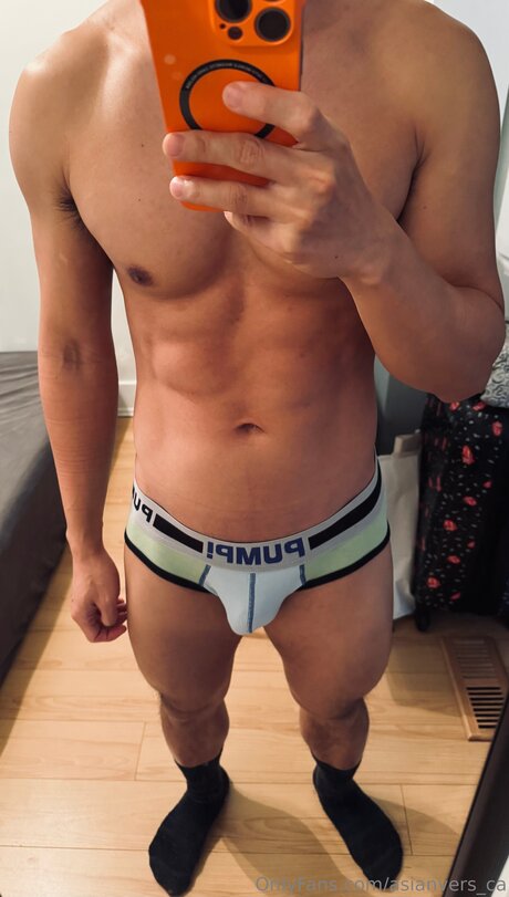 Asianvers Ca top pornstar pic