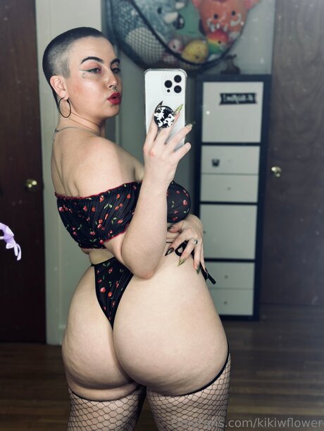 squirting pussy onlyfans beautiful xxx image