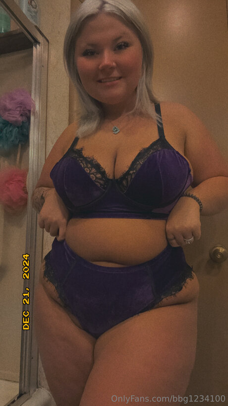 Bbg1234100 star art archive