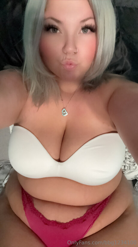 Bbg1234100 pornstar beautiful image