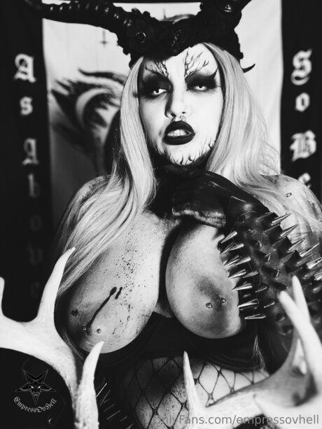 Empressovhell pornstar pretty archive