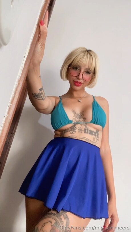 Miy Summeers porn star pic