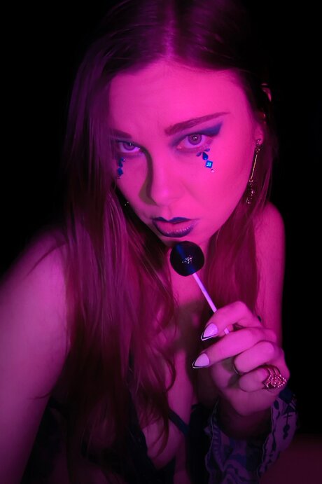 Brttnyblntn92 nude pornstar galleries