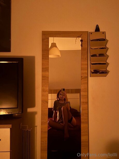 Lollli naked pornstar archive