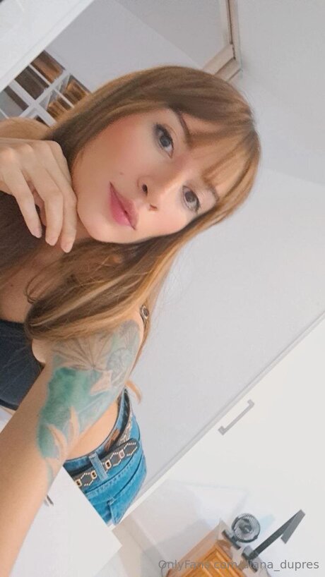 lips onlyfans sexy naked image