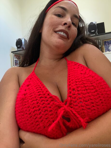 Yareliroses model beautiful archive