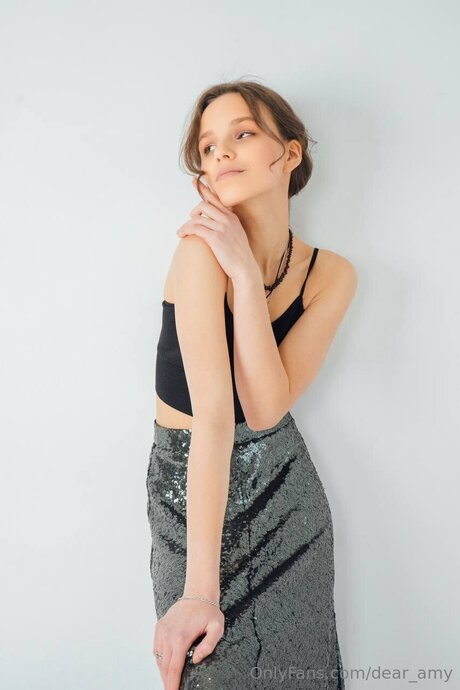 Dear Amy nice actress pic