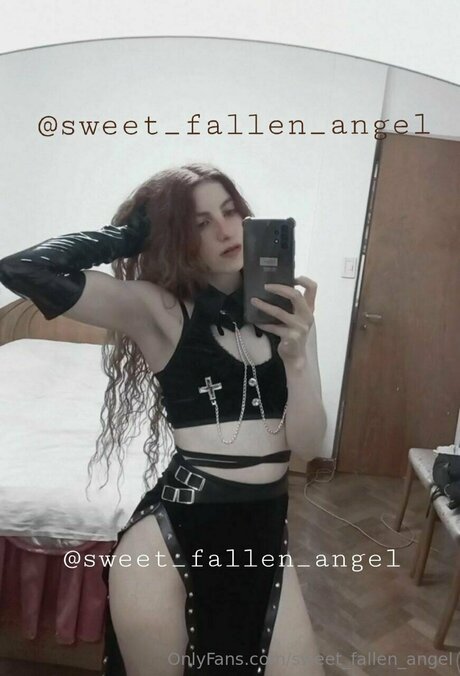 Alittlebread nudes model archive