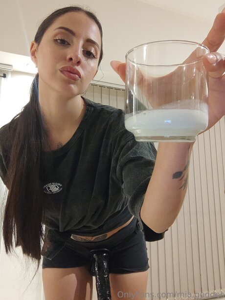 ebony midget onlyfans porn images