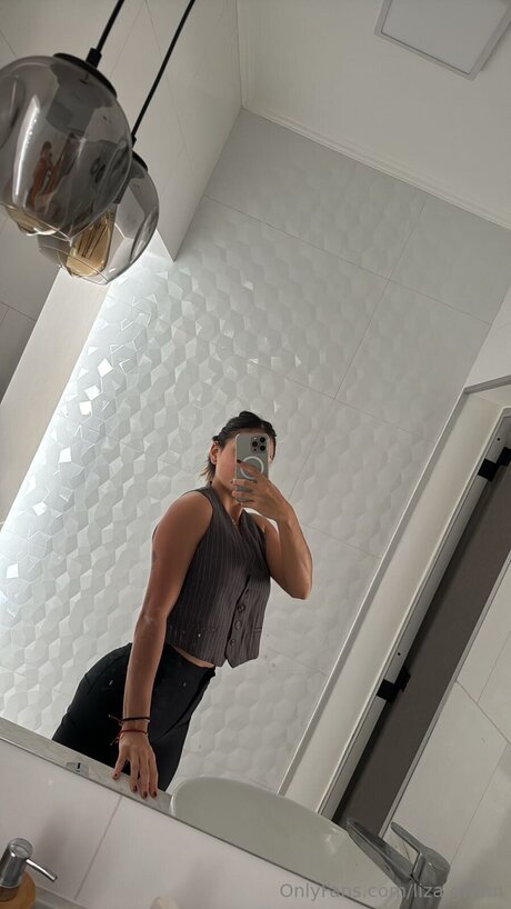 Notcontent pornographic star galleries