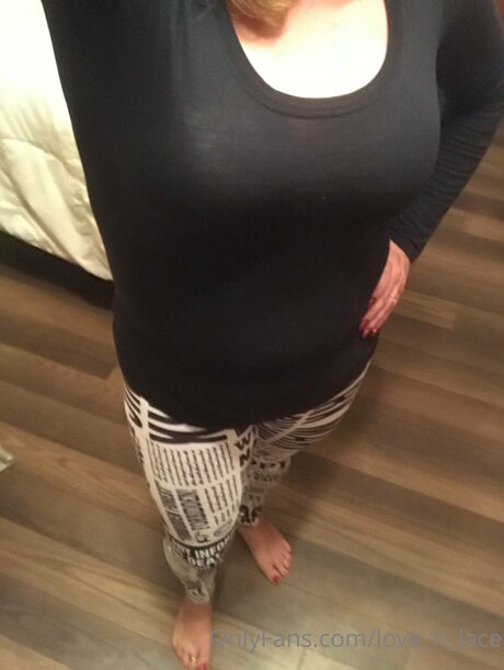 Love N Lace pornstar top pics