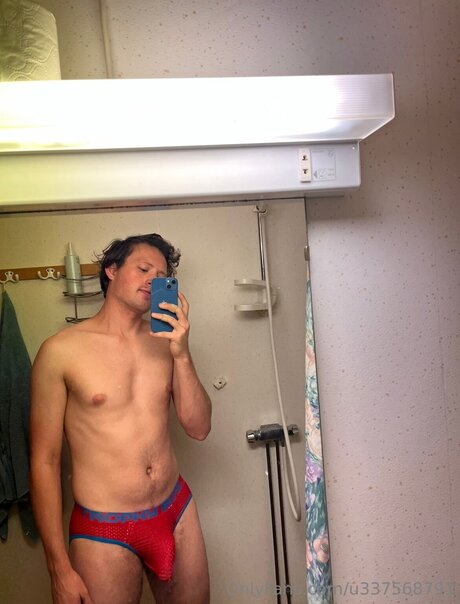 U337568791 adult star image