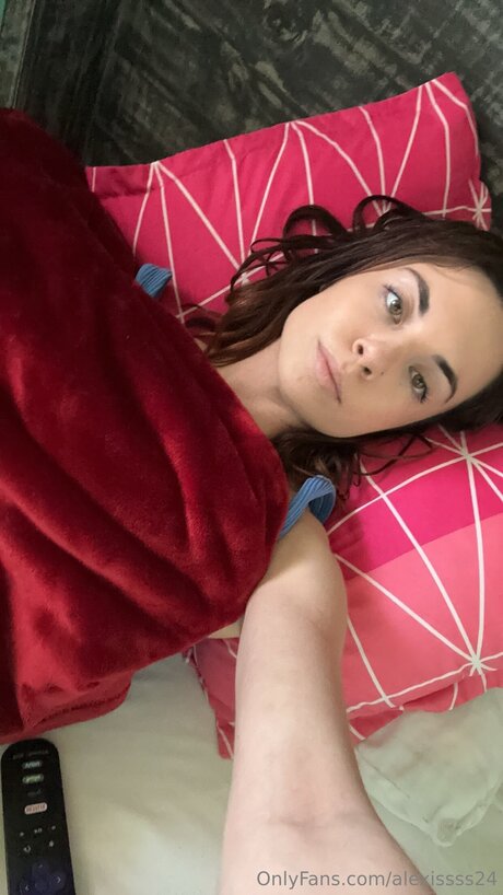 Alexissss24 sexy actress galleries
