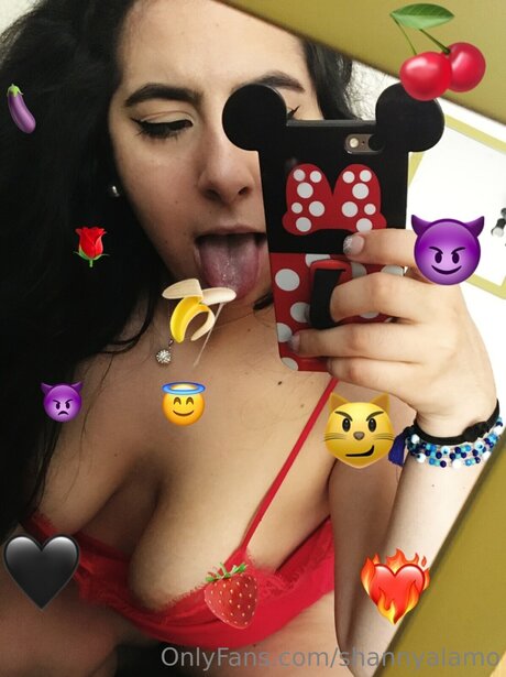 Shannyalamo model xxx archive