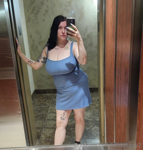 Elizapiggy2 model exclusive photo