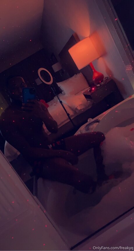 Freakyq high quality model pics