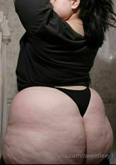 Sweetlexy1 model perfect pic