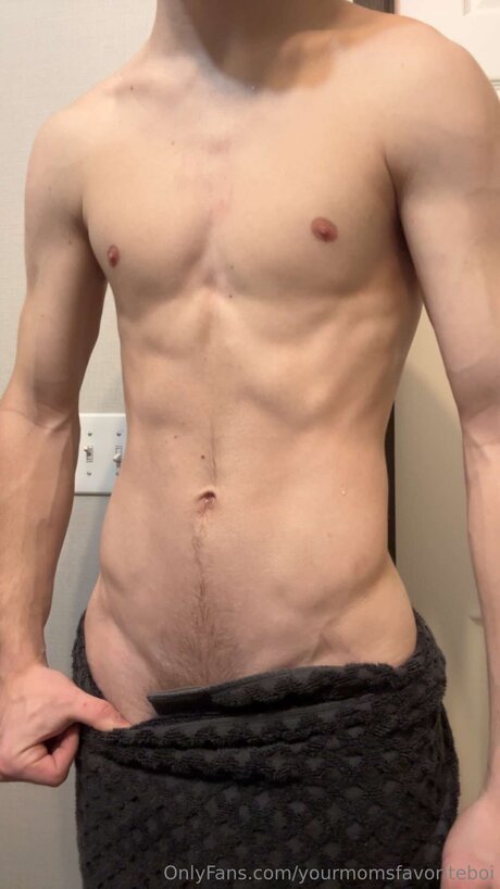 Yourmomsfavoriteboi pornstar hd galleries