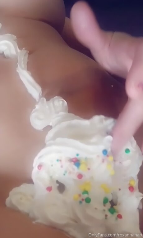 Roxannahart best star photo