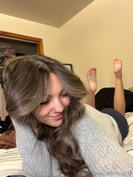 Sky23x adult actress pic