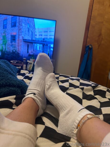 Sky23x porn star img