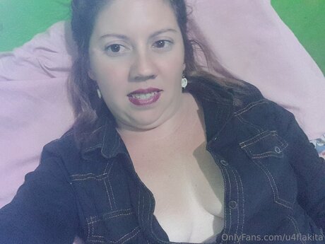 U4flakita model perfect image