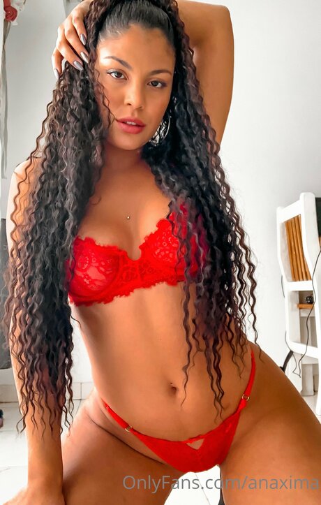 Anaxima model naked archive