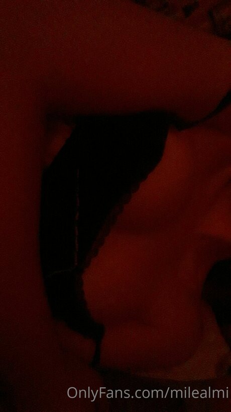 Milealmi pretty pornstar picture