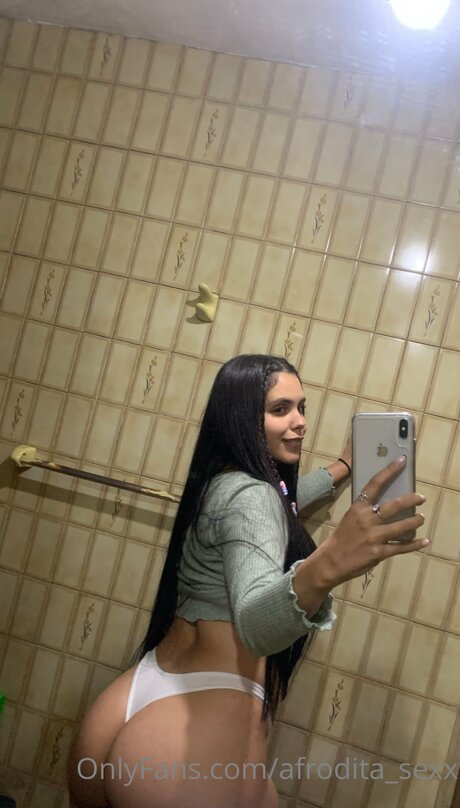 Sashaseren erotic star pic