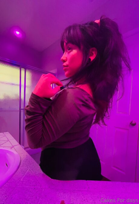 Velvet Cakes star high quality gallery