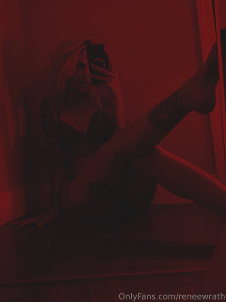 swinger milf onlyfans pretty img