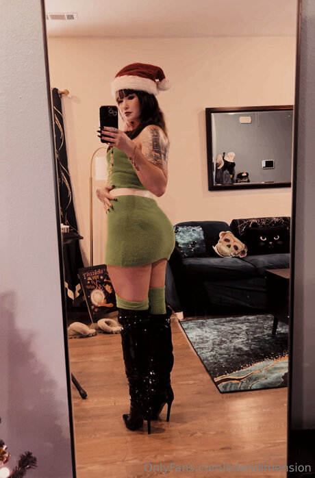 Edendimension erotic star img